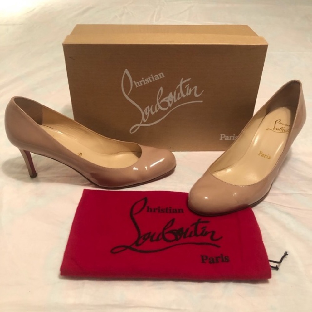 Authentic Nude Christian Louboutin